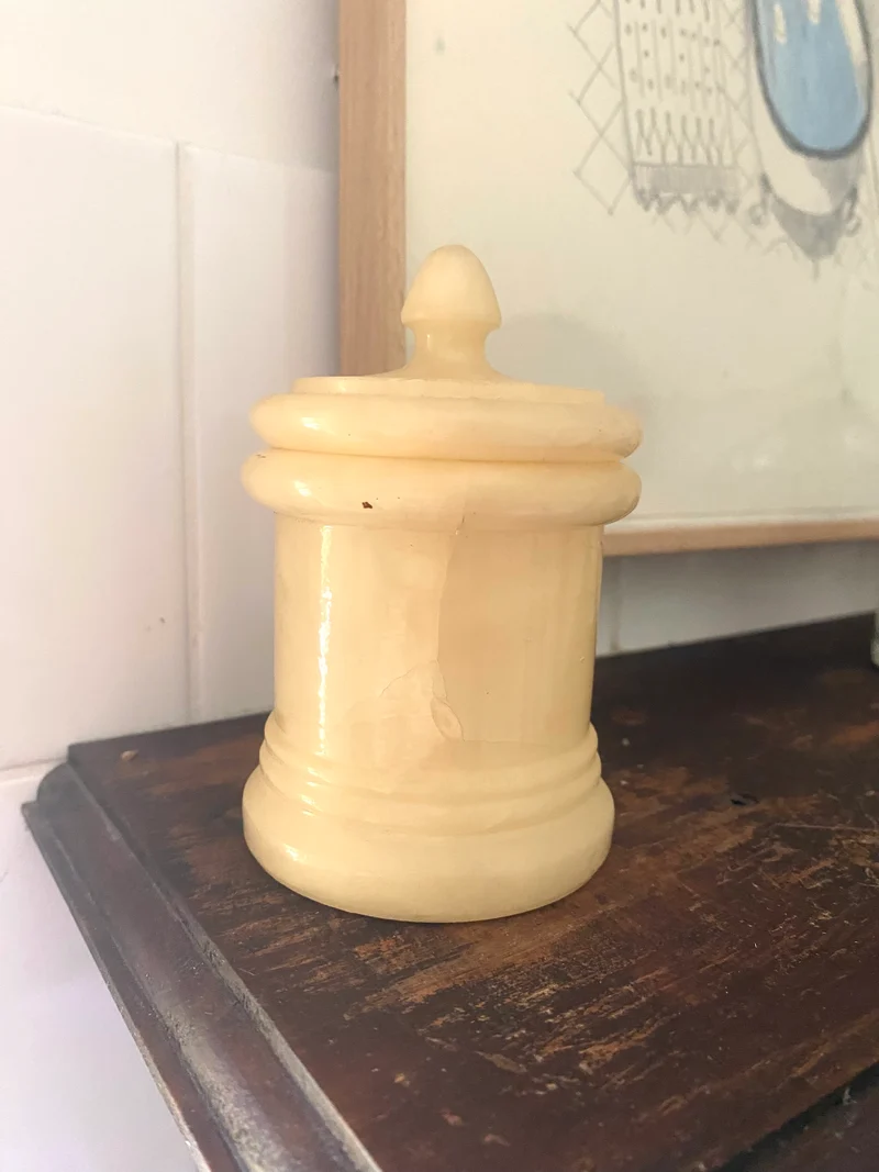 Ensemble de toilette Vintage en Albâtre véritable – 4 pièces – Années 70