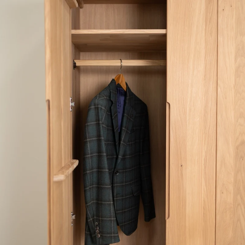 Armoire à 2 portes en bois massif Sweden | NordicStory
