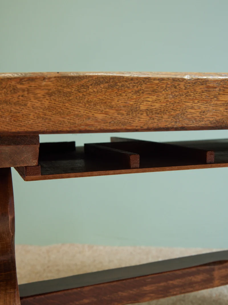 Donna, la table basse ovale en bois brut N°1596