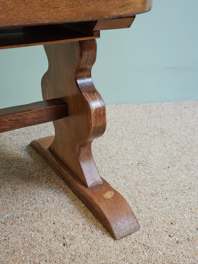 Donna, la table basse ovale en bois brut N°1596