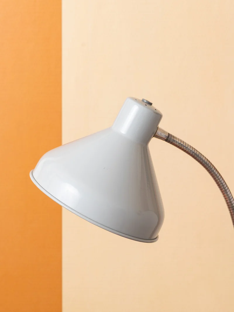 Julia, la lampe vintage industrielle émaillée grise N°1067