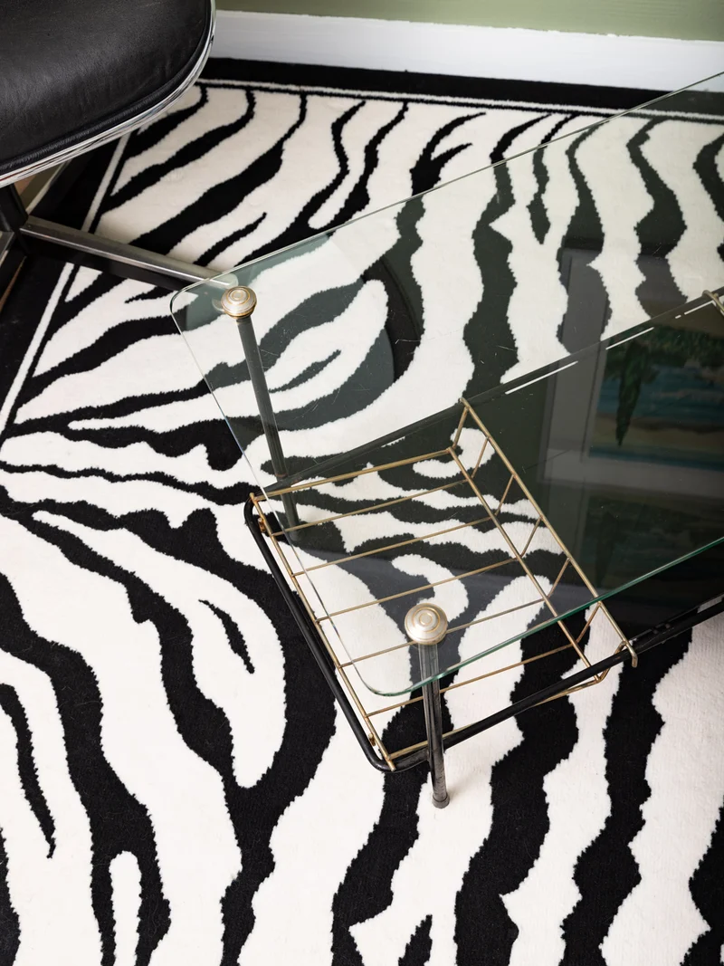 Donna, la table basse en verre et métal vintage N°1576
