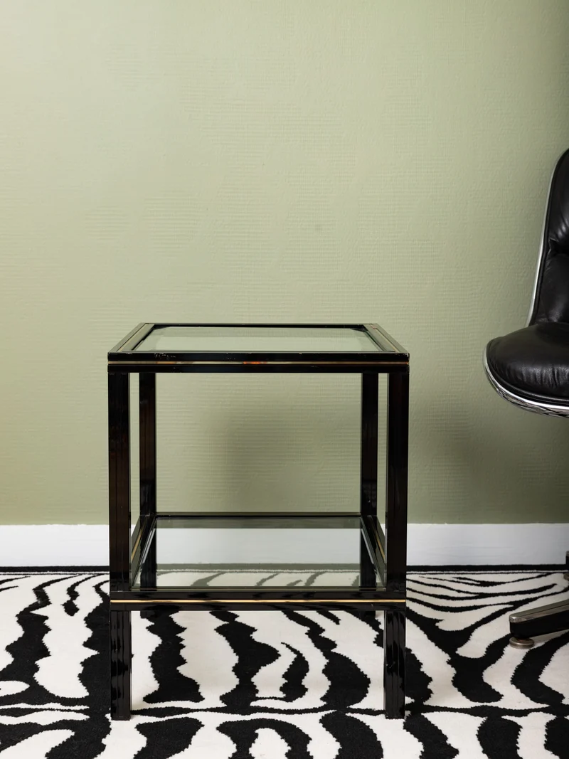 Hanna, la table design en métal et verre N°1572