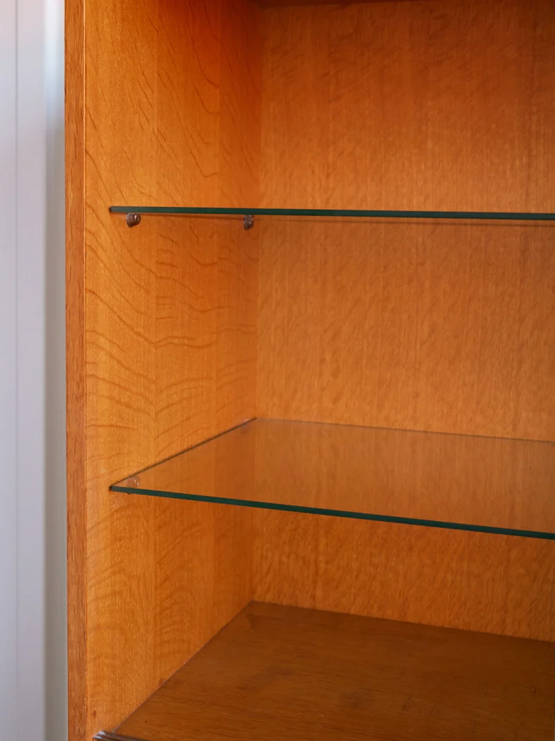 Victoria, la vitrine scandinave en bois N°1352