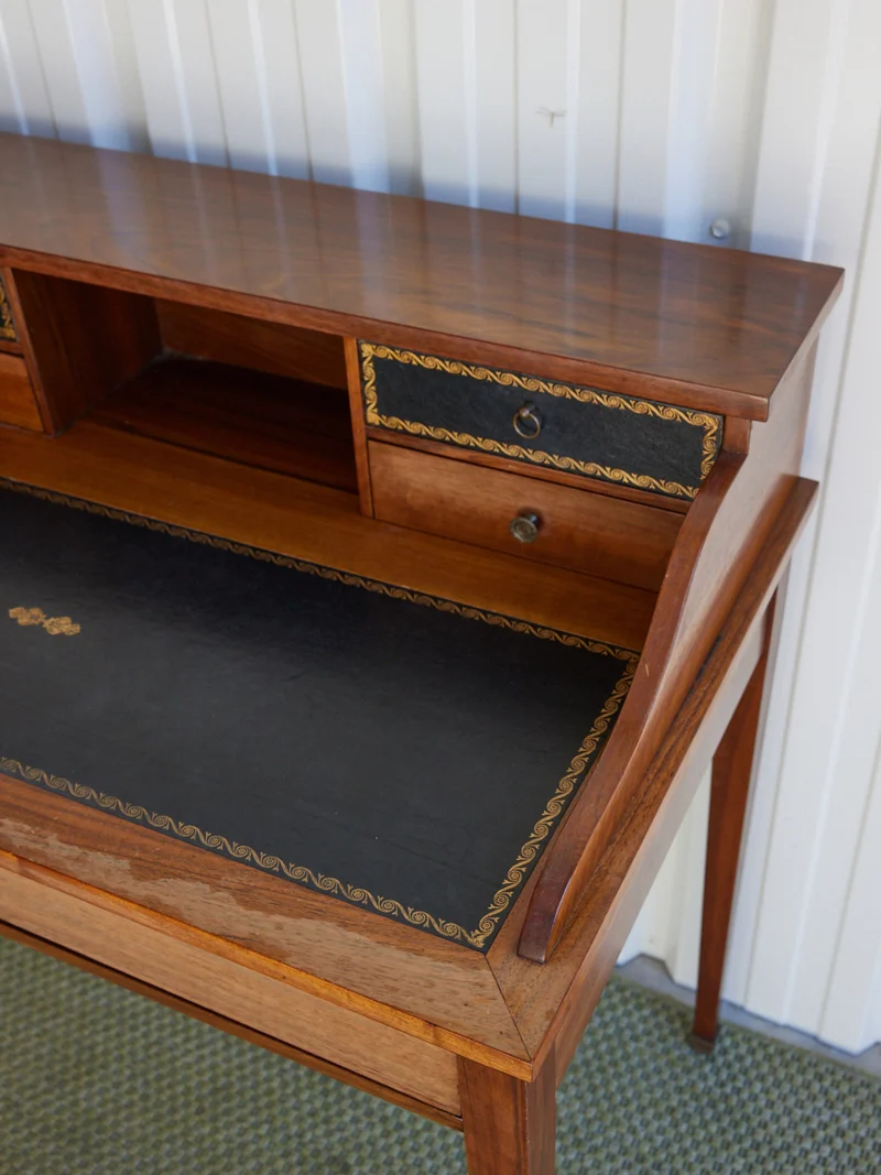Edouard, le bureau ancien en bois N°1082