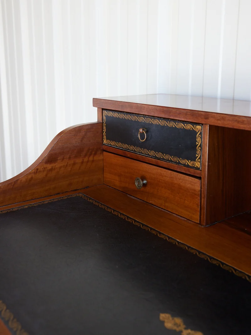 Edouard, le bureau ancien en bois N°1082