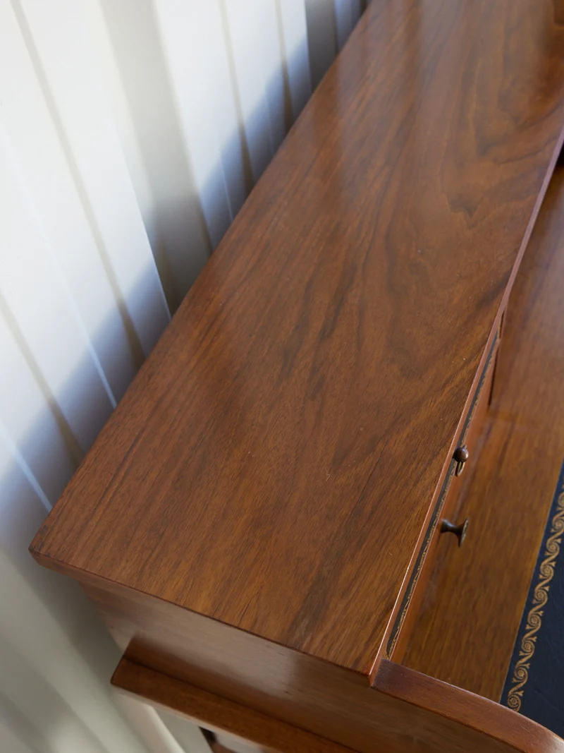Edouard, le bureau ancien en bois N°1082