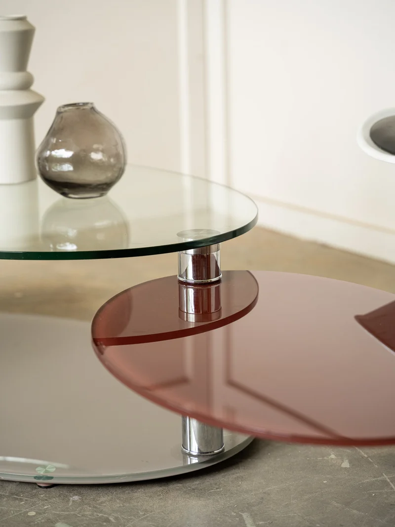 Donna, la table basse contemporaine en verre trempé N°1590