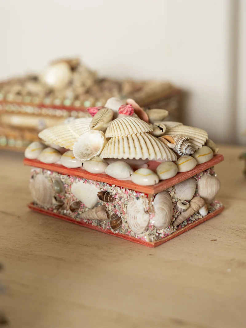 Alix, l'ensemble en coquillages N°1195