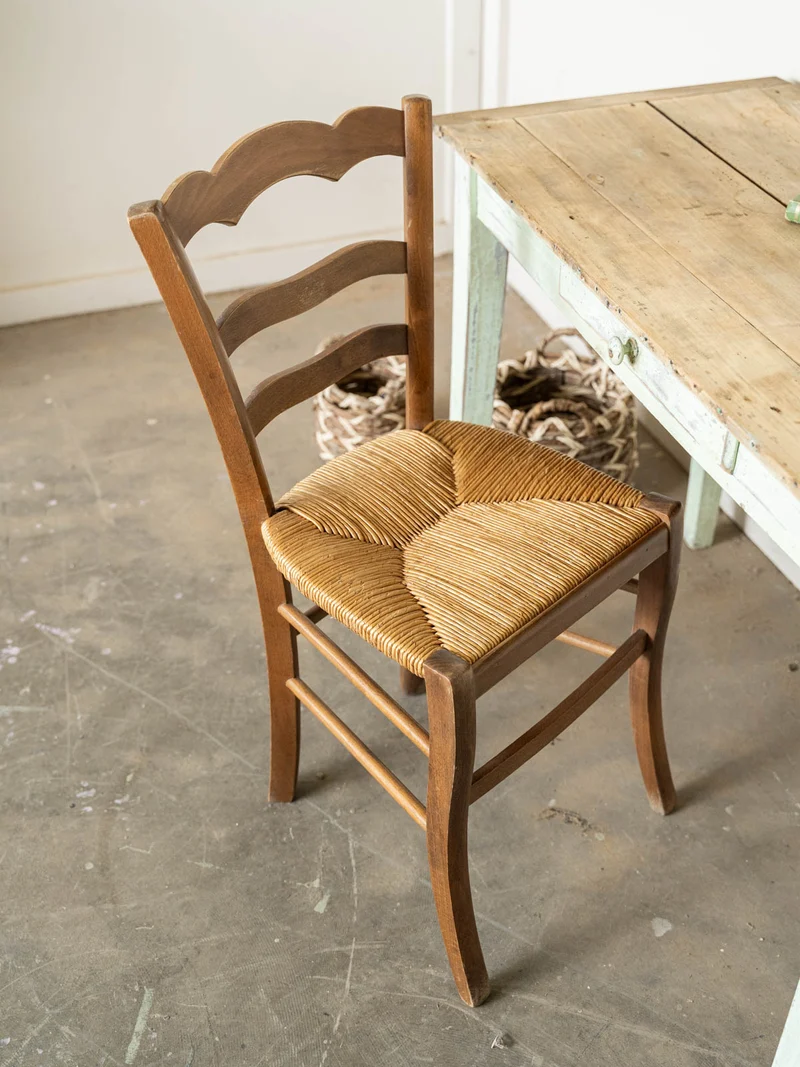 Claude, la chaise de campagne en bois N°1645