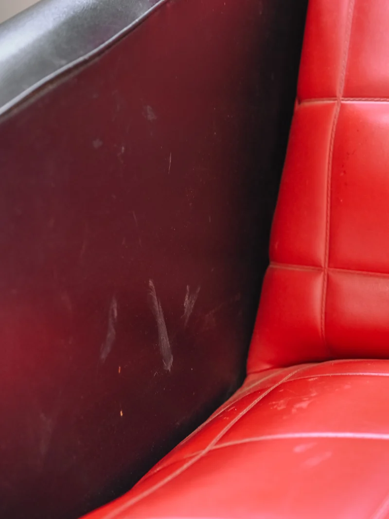 Jakob, la paire de fauteuils 70s N°1373