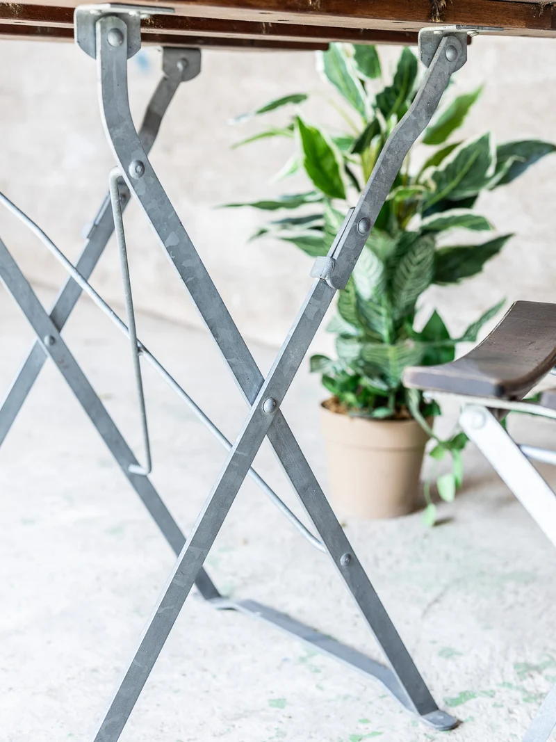 Romy, la table à manger pliable d'extérieur N°1558