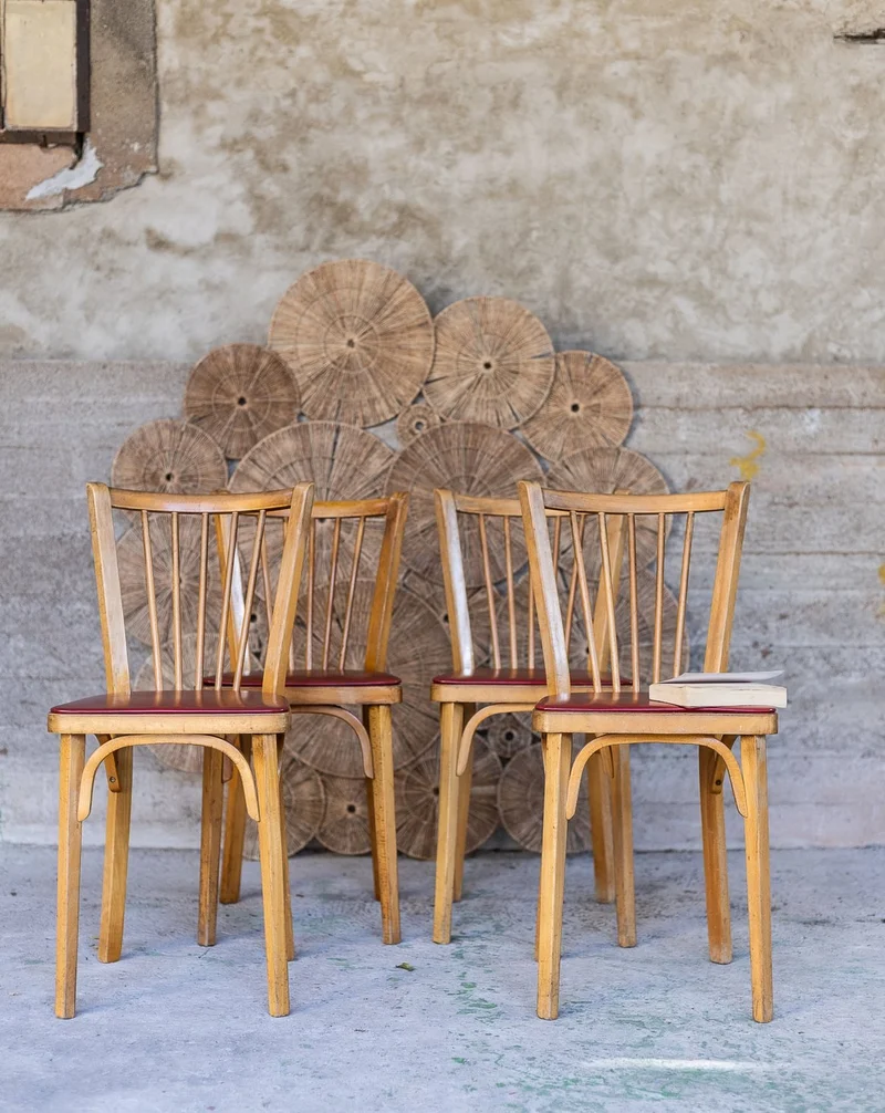 Alma, la paire de chaises Baumann N°1981