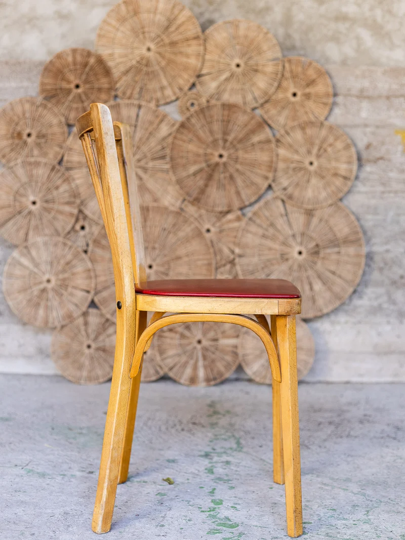 Alma, la paire de chaises Baumann N°1981