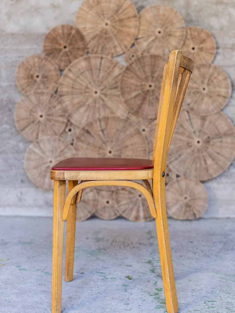Alma, la paire de chaises Baumann N°1981