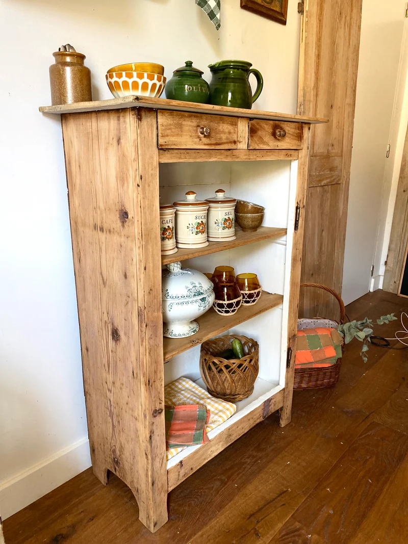 Buffet ouvert en bois ancien rénové