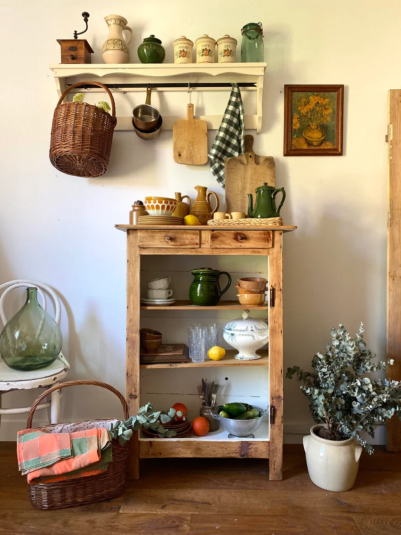 Buffet ouvert en bois ancien rénové