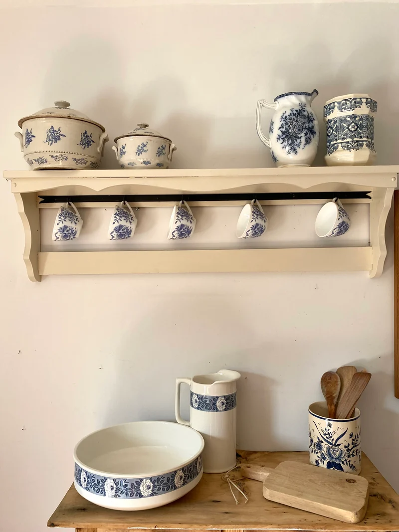 Étagère murale en bois ancien rénovée