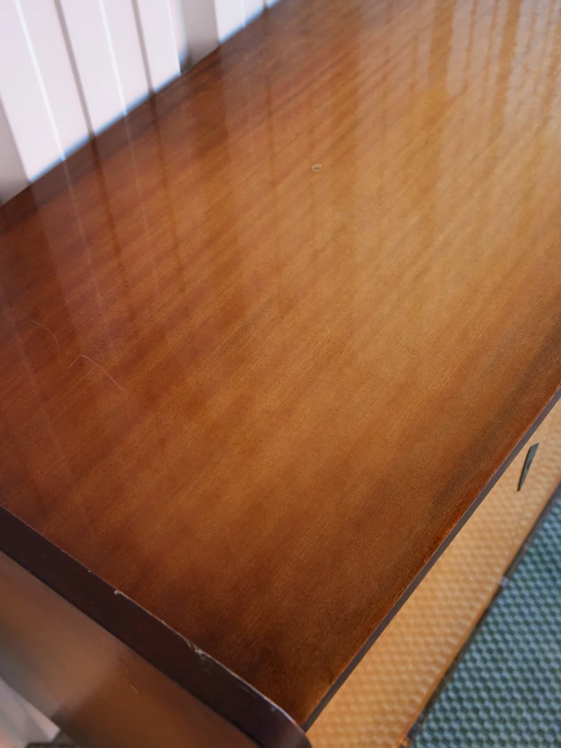 Margaret, l'enfilade française en bois verni N°772