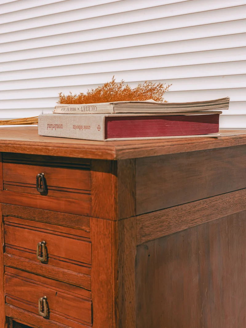 Edouard, le bureau en bois clair N°1057