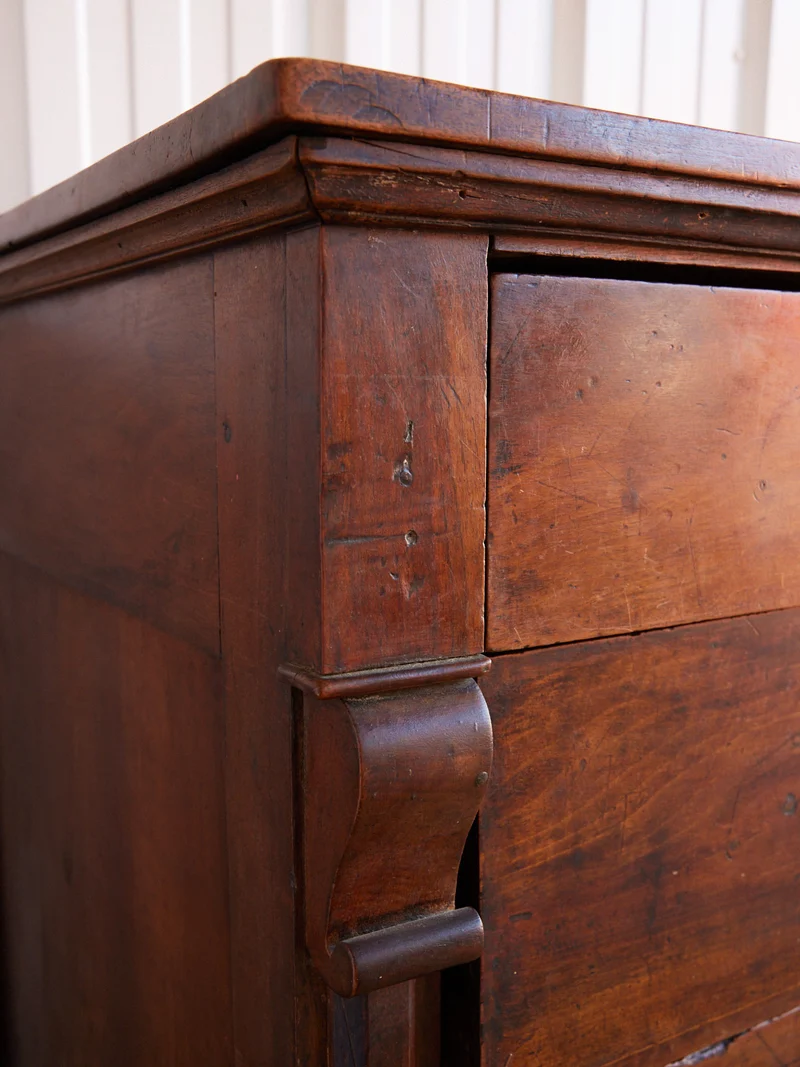 Garance, la commode empire en bois massif N°769