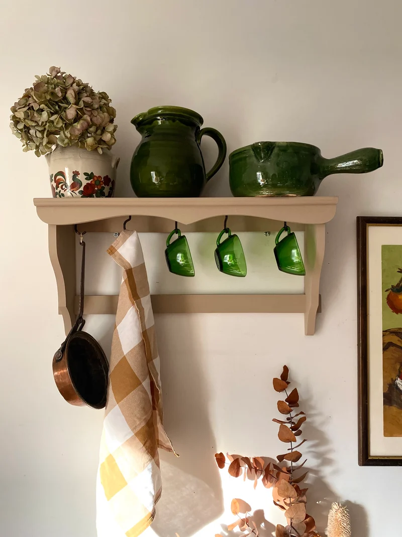 Étagère murale en bois ancien