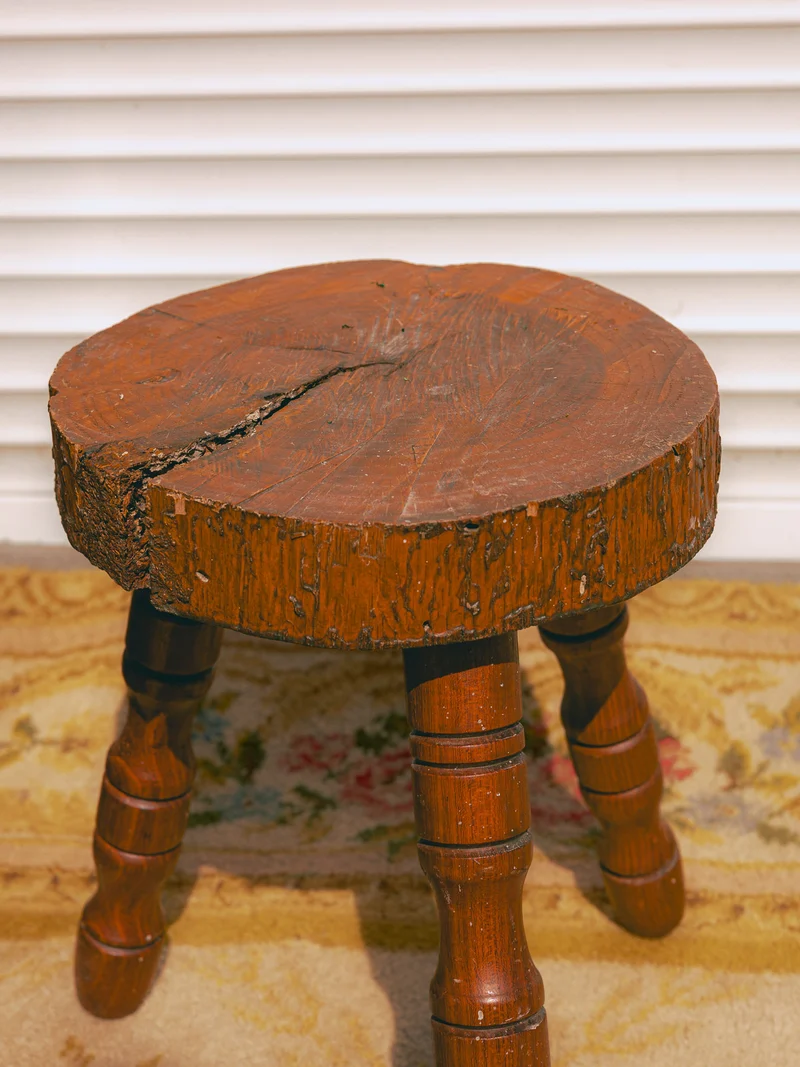 Regis, le tabouret de ferme N°1525