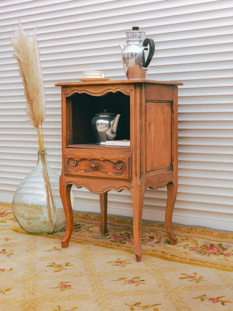 Odile, la table de chevet en bois clair N°1518