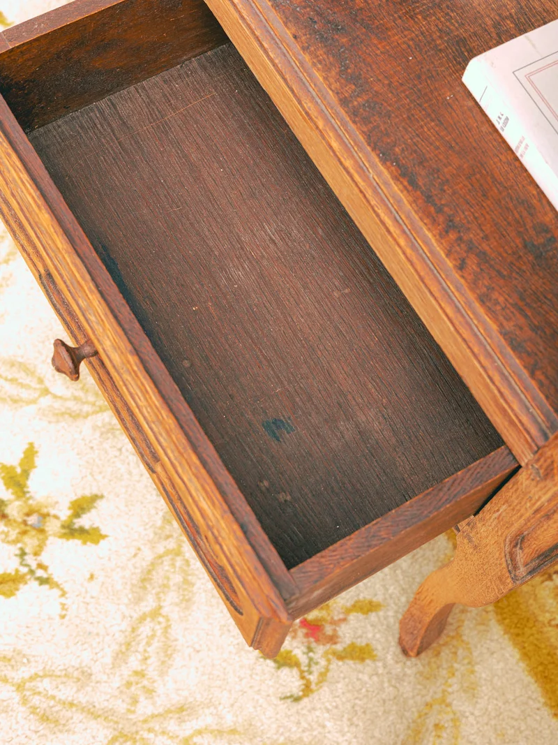 Odile, la table de chevet en bois clair N°1518