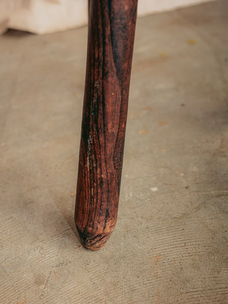 Regis, le tabouret de ferme tripode N°1535