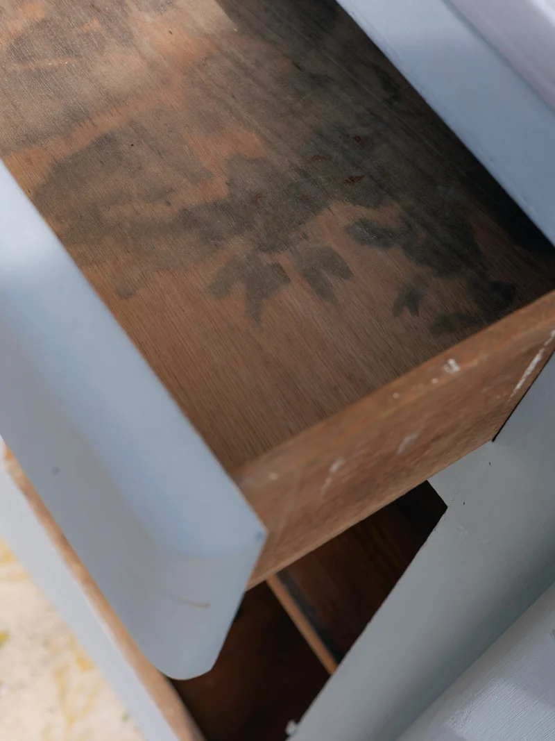 Maximilien, le vaisselier Mado en bois N°397