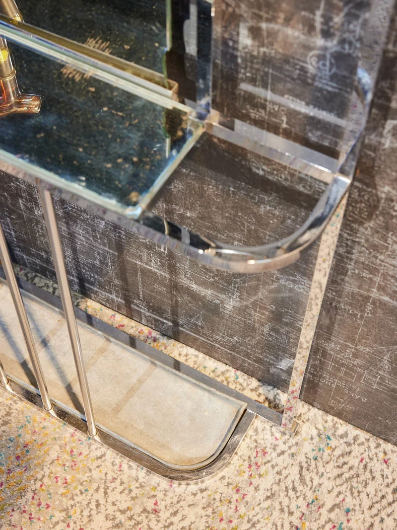 Max, le porte-manteau Art déco en chrome N°478