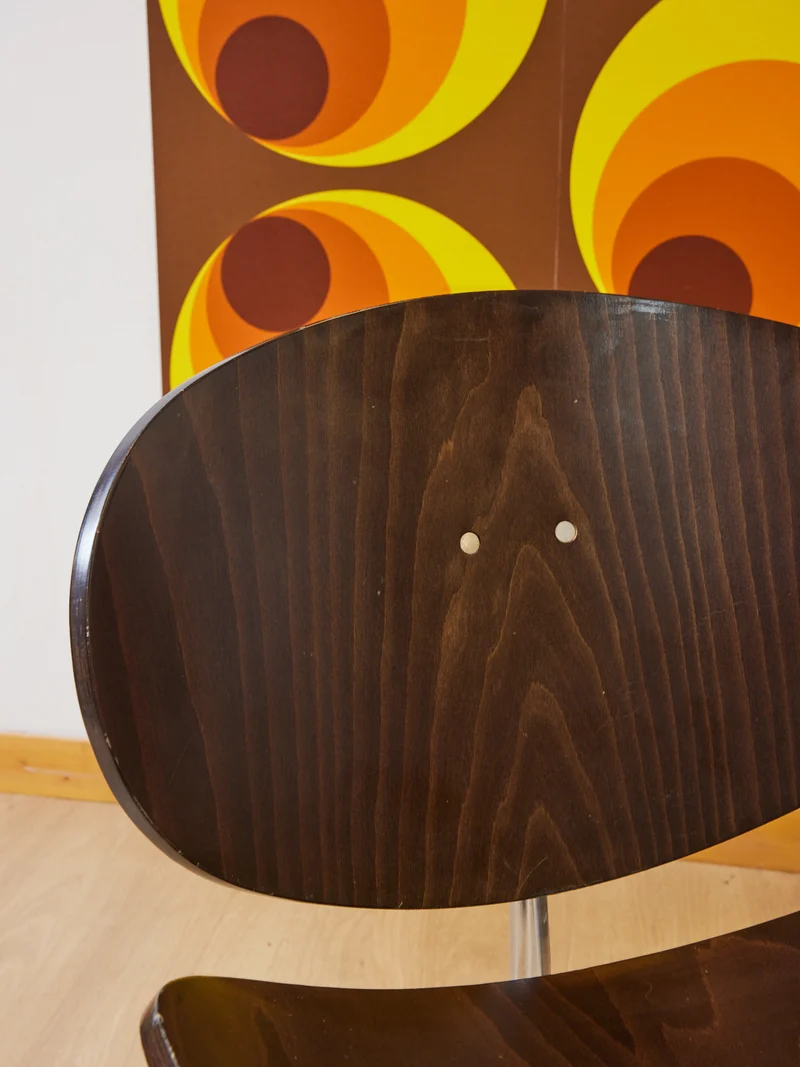 Jakob, la paire de fauteuils en bois N°1375