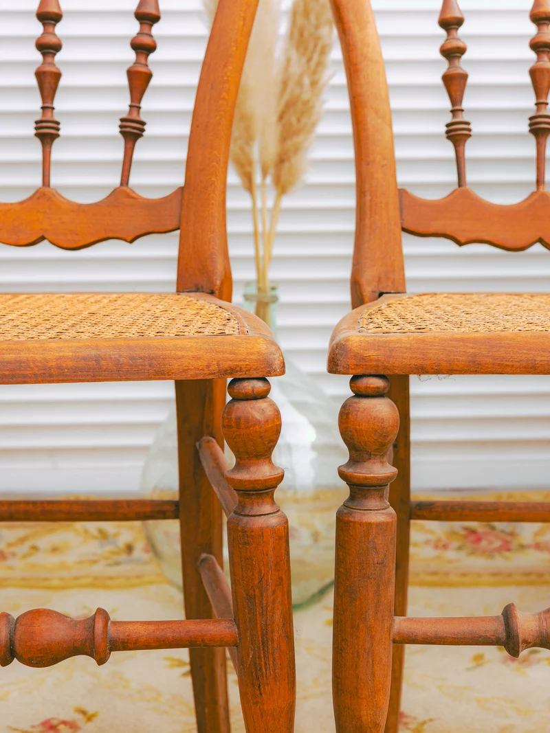 Claude, le lot de 4 chaises en bois et cannage N°1559
