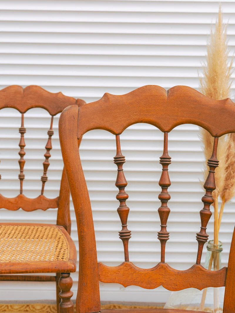 Claude, le lot de 4 chaises en bois et cannage N°1559