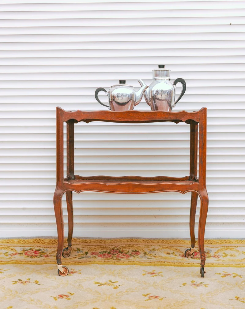 Henriette, la desserte roulante en bois N°212