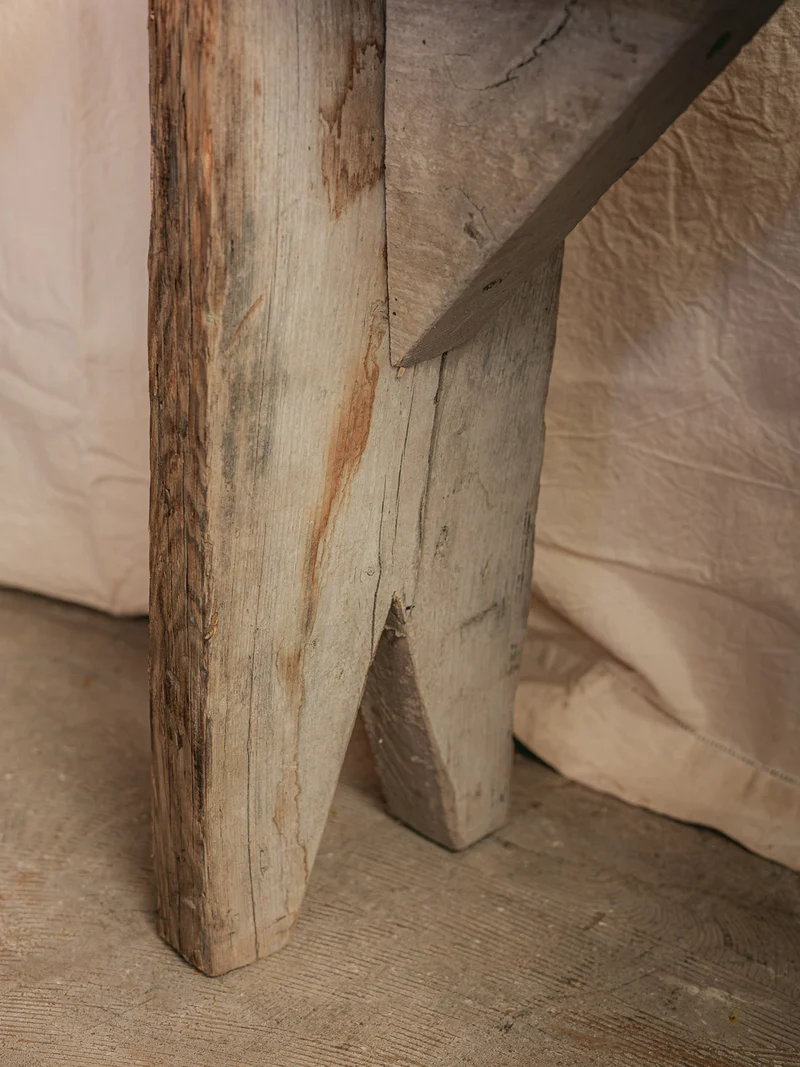 Antoine, le banc de ferme en bois brut blanchi N°505