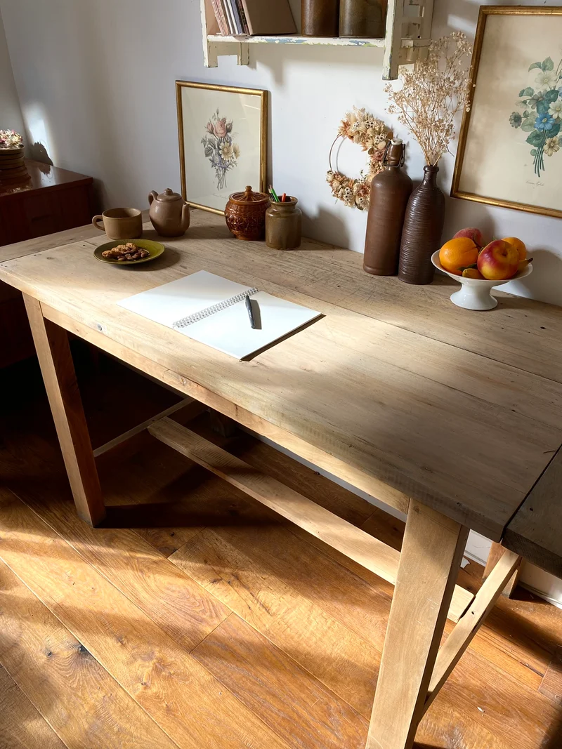 Bureau en bois ancien