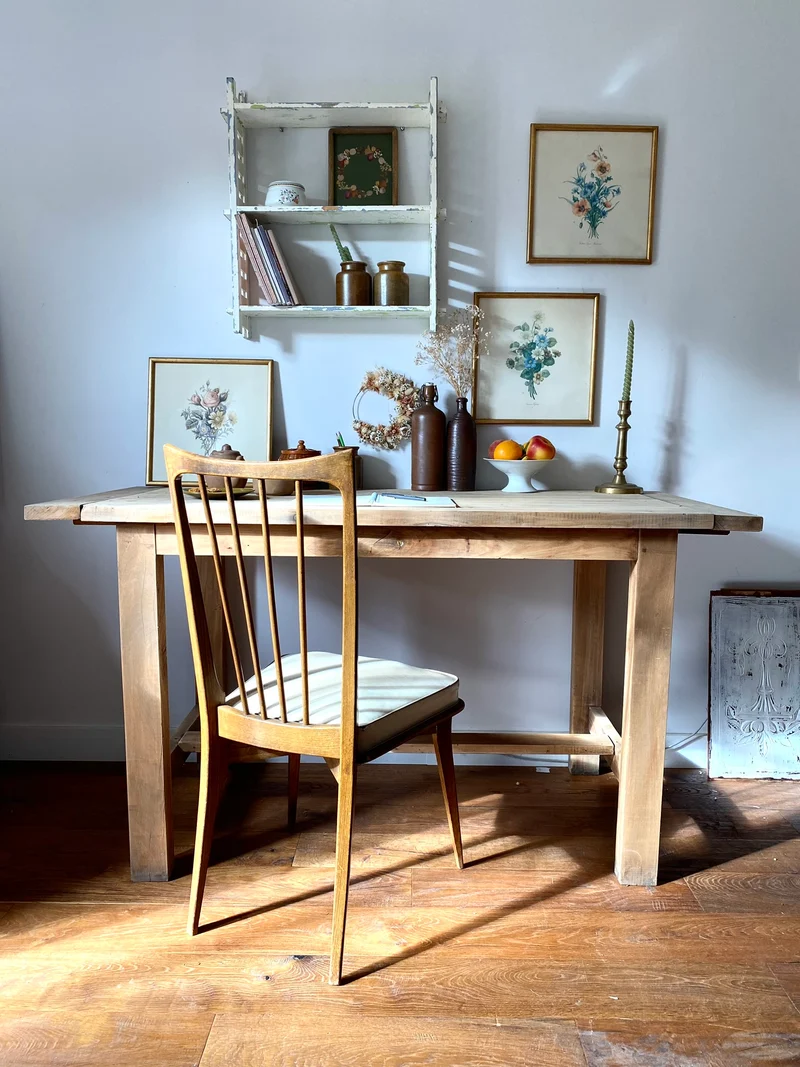 Bureau en bois ancien