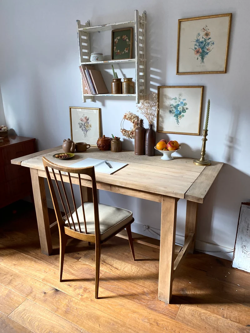 Bureau en bois ancien