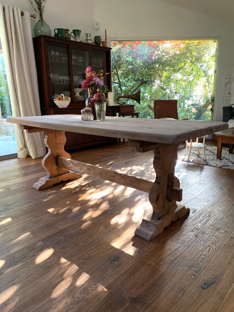 Table de monastère en chêne ancien