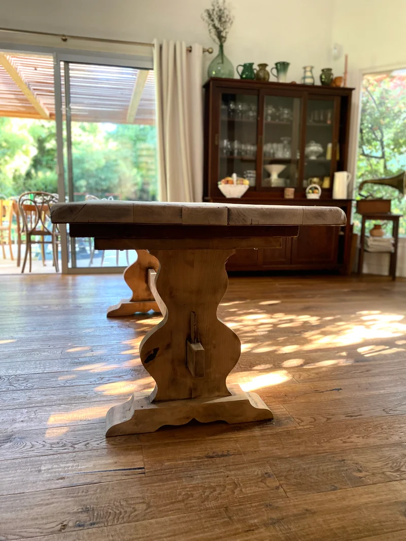 Table de monastère en chêne ancien