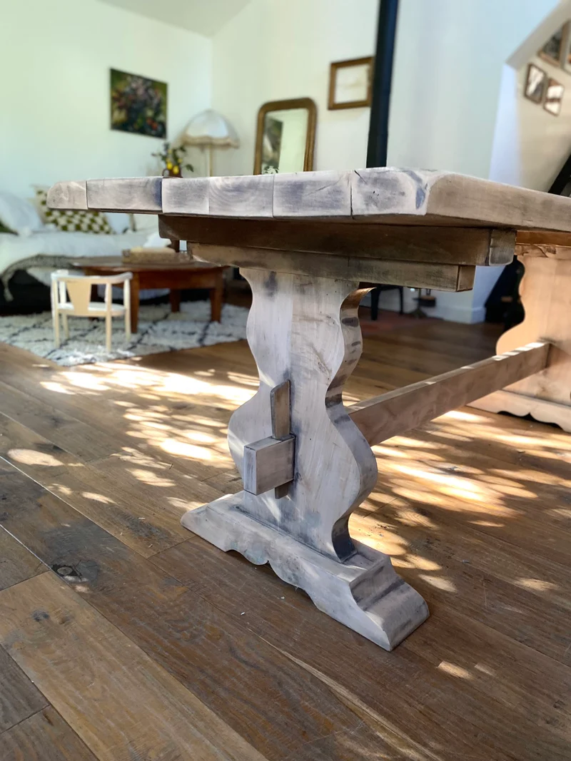 Table de monastère en chêne ancien