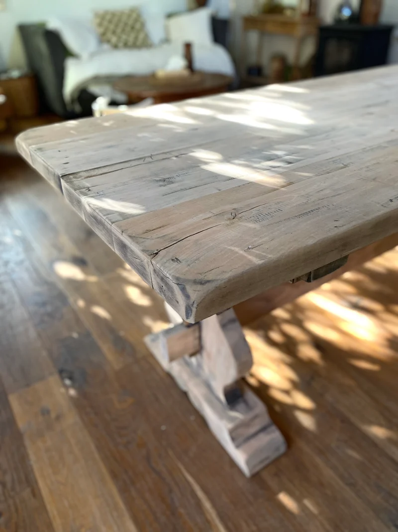 Table de monastère en chêne ancien