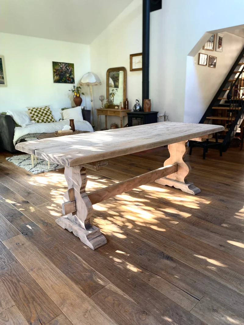 Table de monastère en chêne ancien