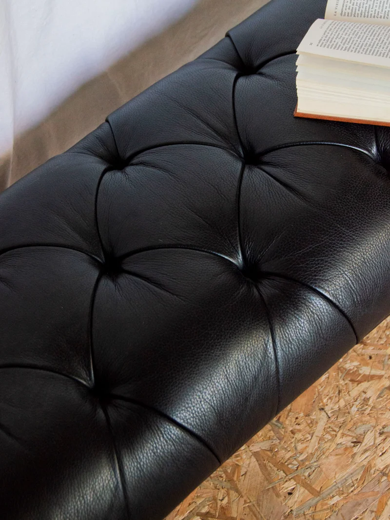 Clara, la banquette en cuir N°135