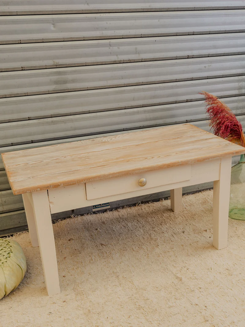 Léonie, la table basse en bois beige N°1581