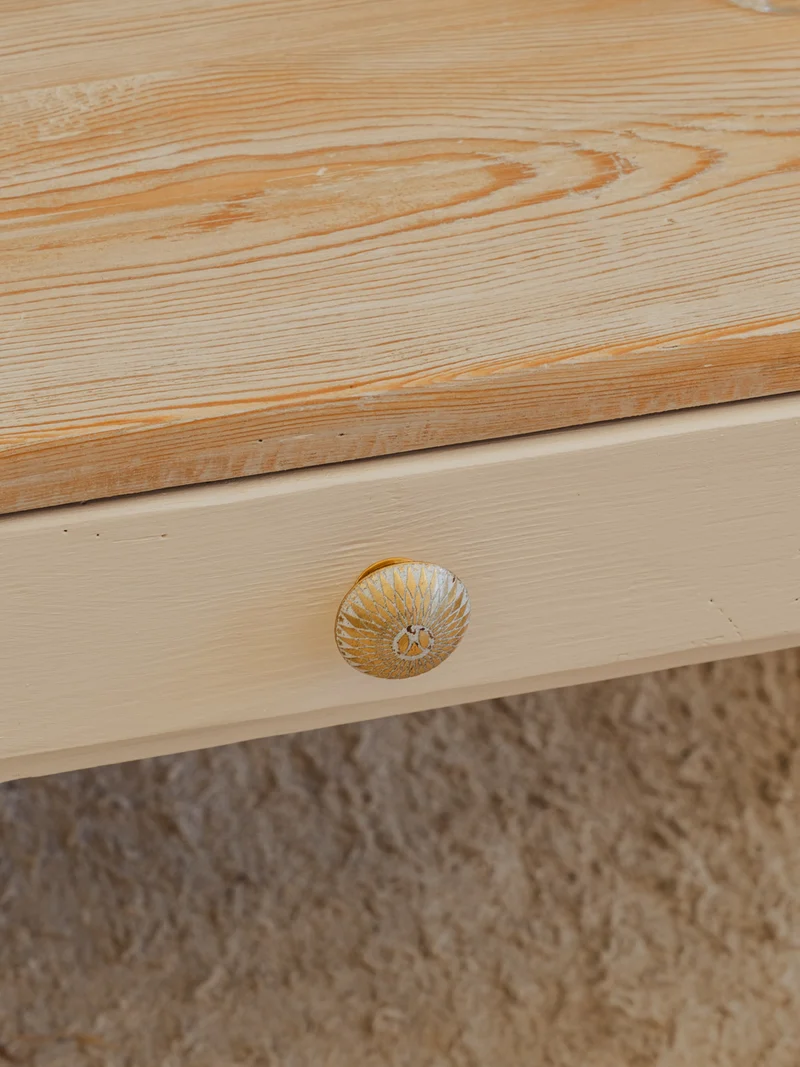Léonie, la table basse en bois beige N°1581
