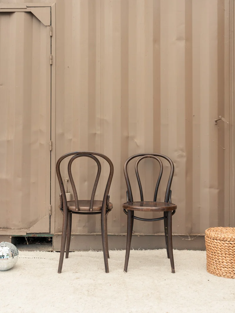 Claude, le lot de 3 chaises en bois N°1656