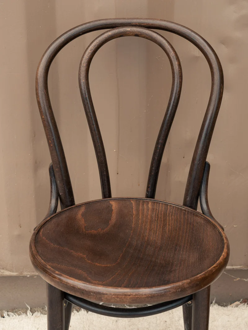 Claude, le lot de 3 chaises en bois N°1656